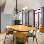 Almada 505 - Premium Flat Lägenhet