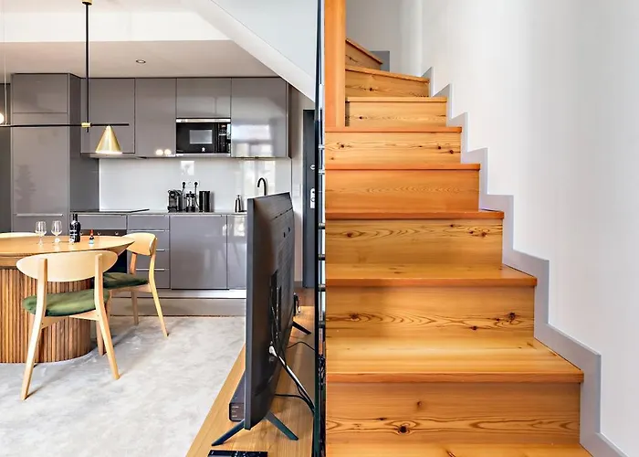 Almada 505 - Premium Flat Lägenhet